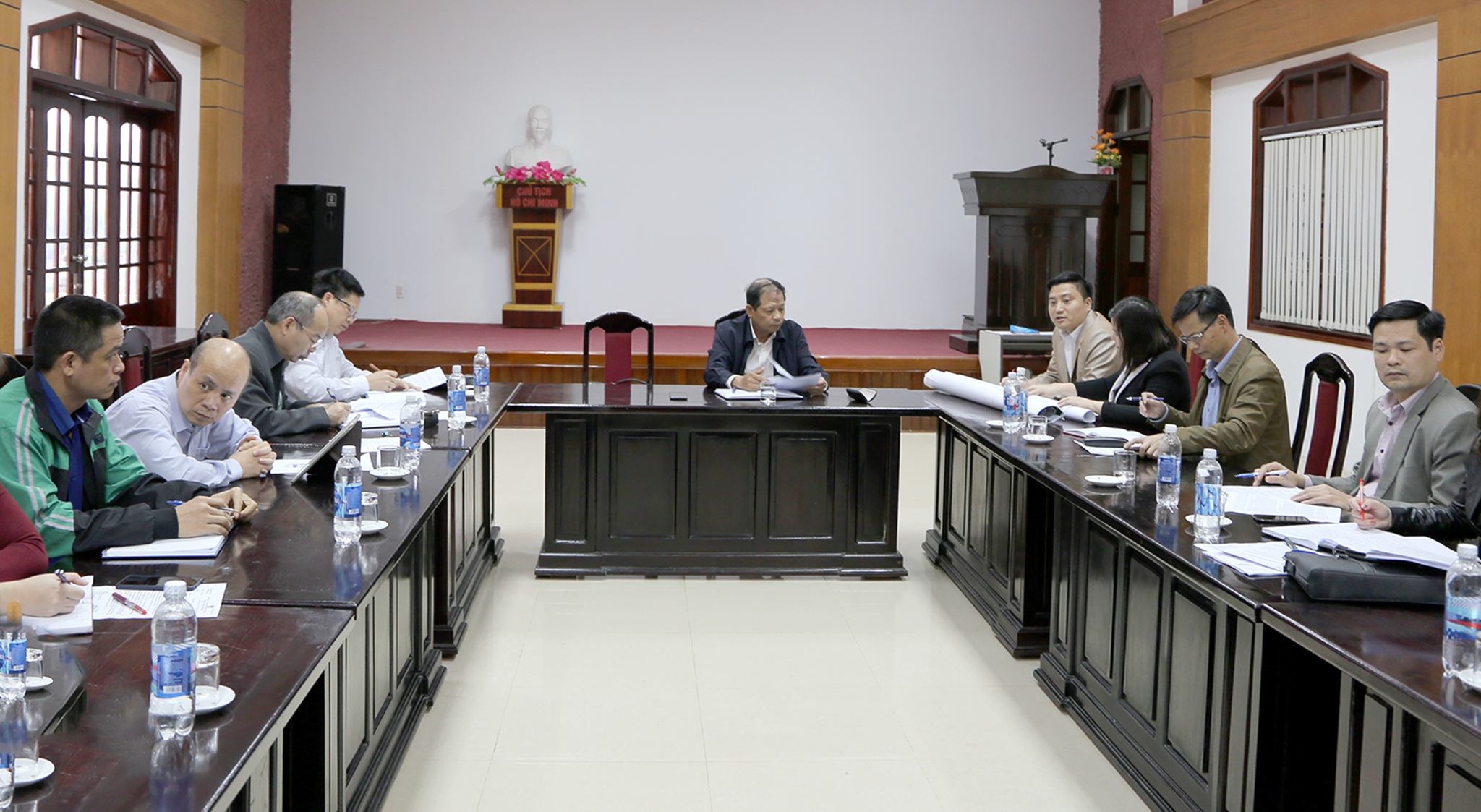 Chủ tịch UBND tỉnh Lý Thái Hải kiểm tra việc triển khai một số dự án đầu tư phát triển du lịch trên địa bàn huyện Ba Bể - Ảnh minh hoạ 2