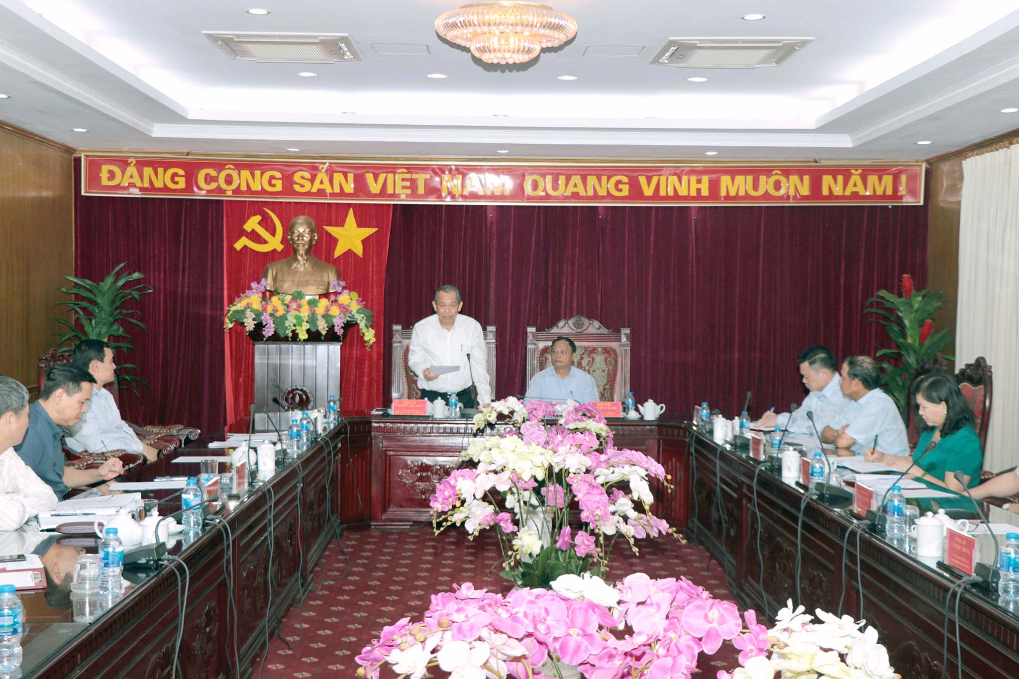Phó Thủ tướng Thường trực Chính phủ Trương Hòa Bình thăm và làm việc tại tỉnh Bắc Kạn