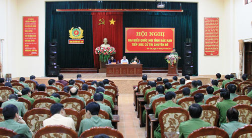 Đoàn Đại biểu Quốc hội đơn vị tỉnh Bắc Kạn lấy ý kiến đóng góp cho dự thảo Luật An ninh mạng và Luật Bảo vệ bí mật Nhà nước