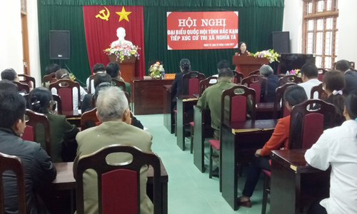 ĐBQH Triệu Thị Thu Phương tiếp xúc cử tri tại huyện Chợ Đồn