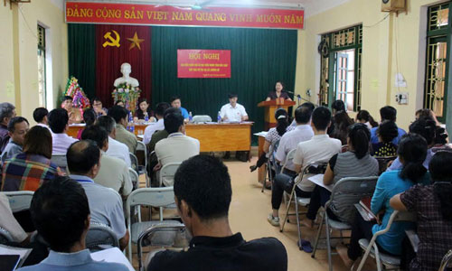 Đại biểu Quốc hội và HĐND tỉnh tiếp xúc cử tri tại xã Hương Nê