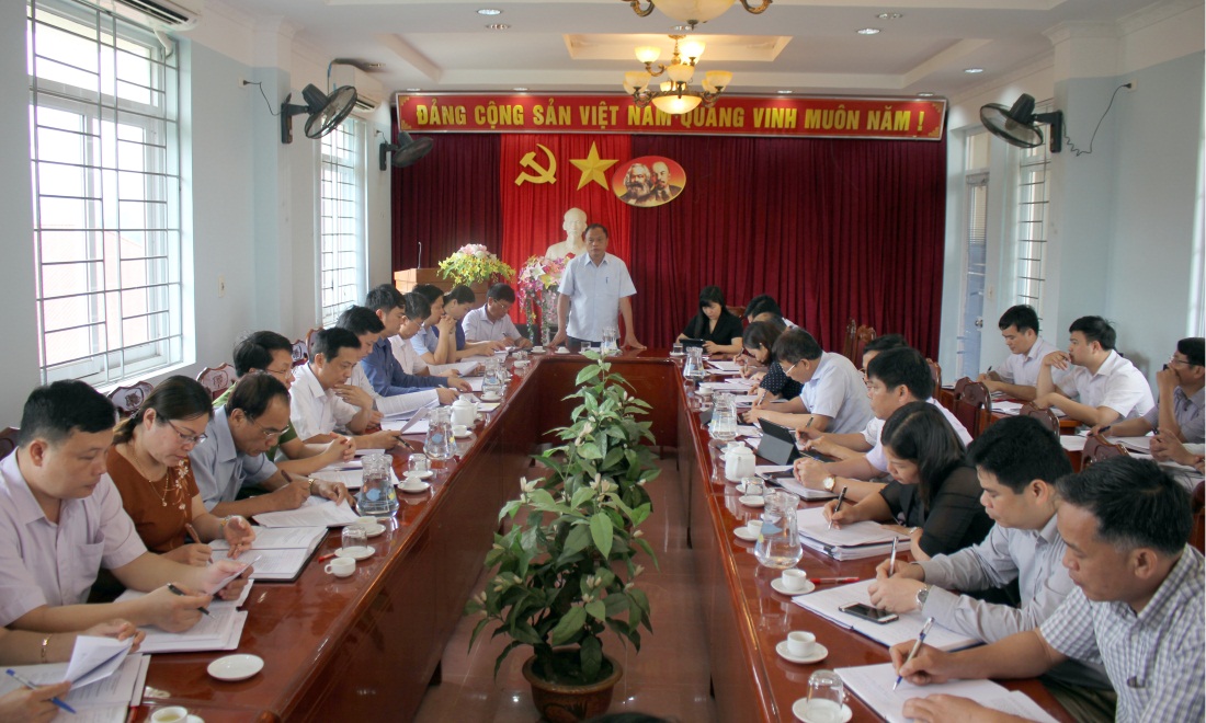 Bí thư Tỉnh ủy Nguyễn Văn Du làm việc tại huyện Ba Bể