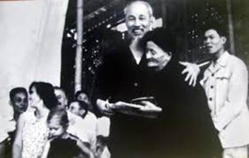 Kỷ niệm 76 năm ngày truyền thống Người cao tuổi Việt Nam (06/6/1941): Chăm sóc và phát huy vai trò người cao tuổi