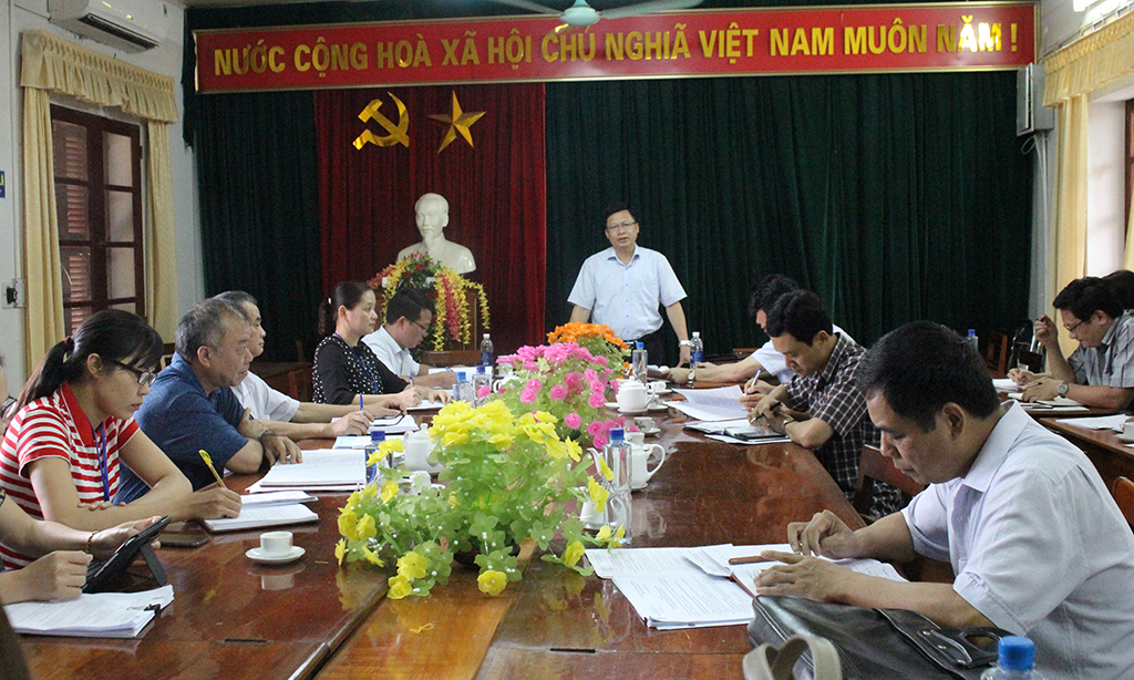 Phó Chủ tịch UBND tỉnh Phạm Duy Hưng làm việc tại huyện Na Rì