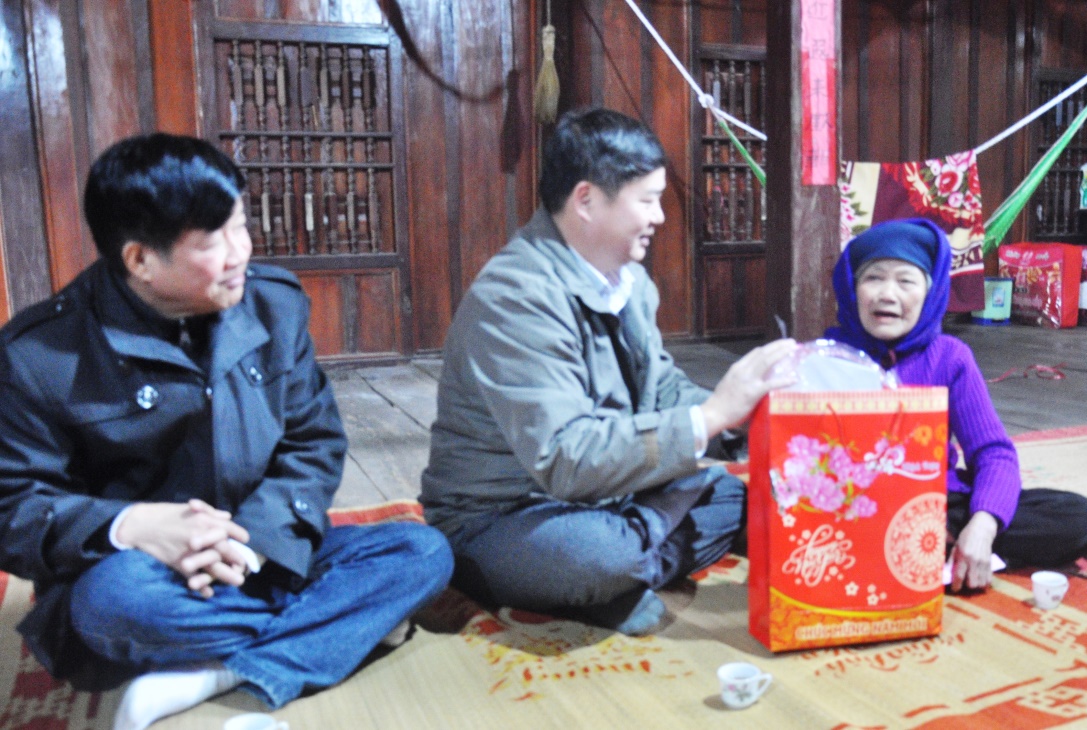 Lãnh đạo tỉnh thăm tặng quà Tết tại huyện Bạch Thông, Chợ Mới, Na Rỳ - Ảnh minh hoạ 4